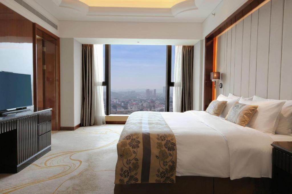 Wyndham Grand Plaza Royale Xianglin Shaoyang Hotell Eksteriør bilde