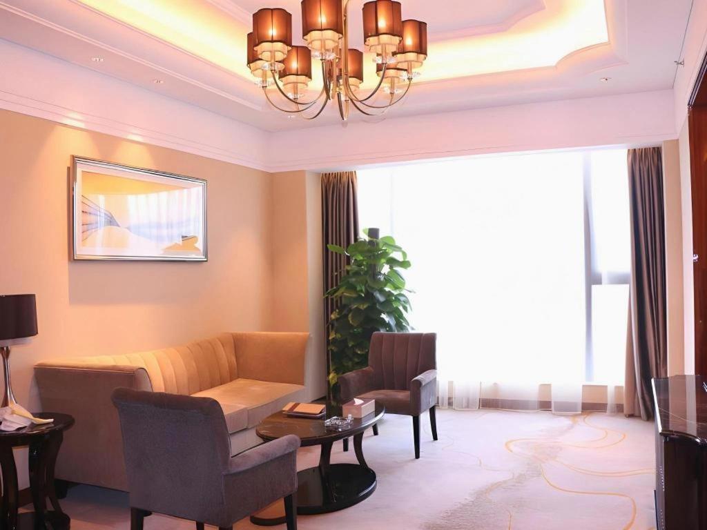 Wyndham Grand Plaza Royale Xianglin Shaoyang Hotell Eksteriør bilde